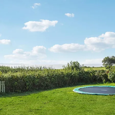 Prázdninový dům Awesome In With Kitchen