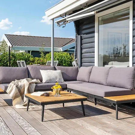 Prázdninový dům Awesome In With Kitchen